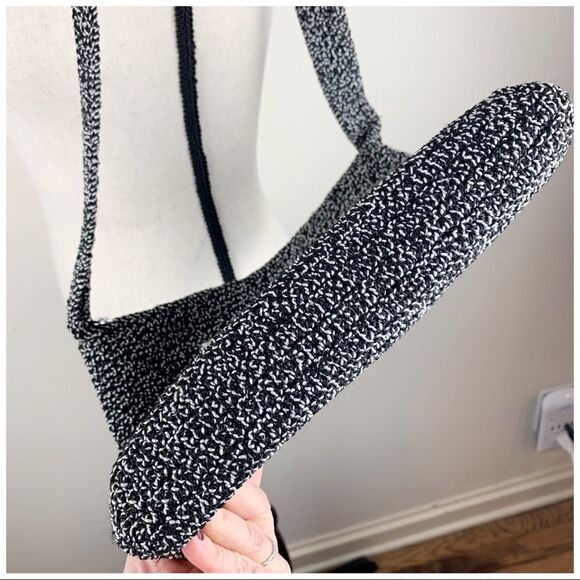 The Sak Black/White‎ Crochet Hobo Style Bag Medium - Picture 6 of 15